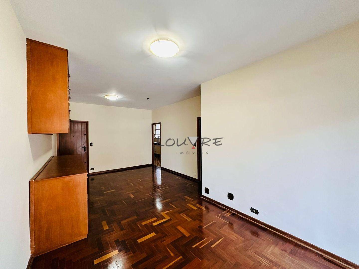 Apartamento para alugar com 3 quartos, 120m² - Foto 4