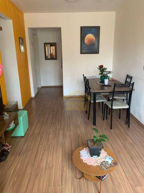 Apartamento à venda com 2 quartos, 56m² - Foto 3