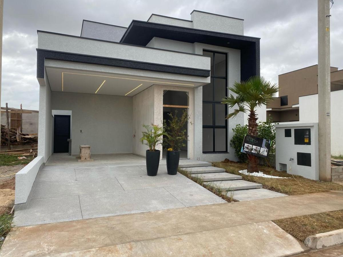 Casa de Condomínio à venda com 3 quartos, 147m² - Foto 1