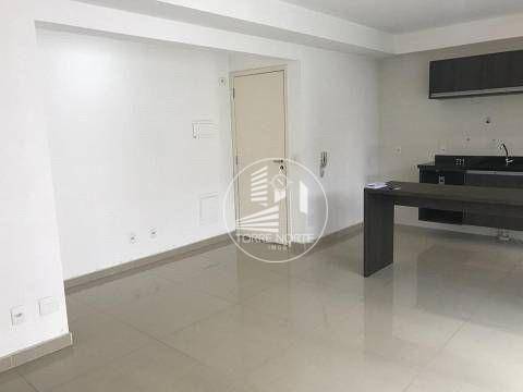 Apartamento à venda com 2 quartos, 67m² - Foto 1