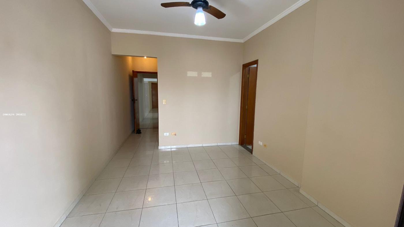 Apartamento à venda com 2 quartos, 73m² - Foto 4