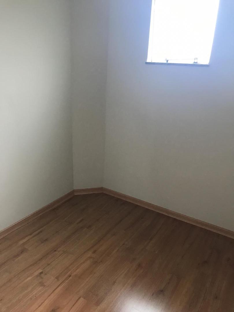 Apartamento à venda com 3 quartos, 110m² - Foto 2