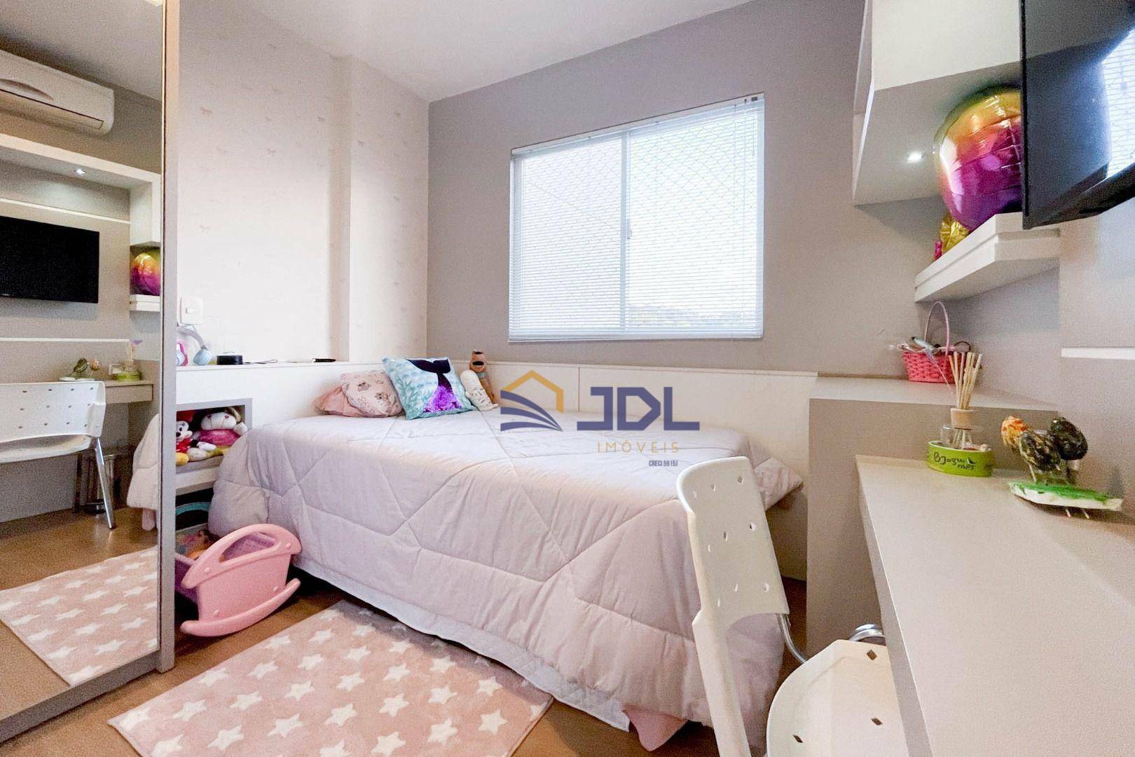 Apartamento à venda com 3 quartos, 97m² - Foto 7