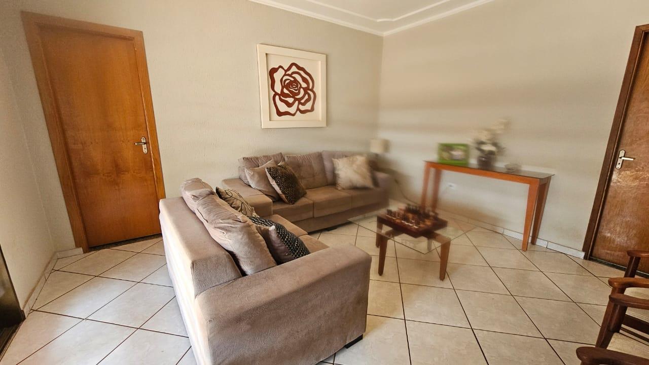 Casa à venda com 3 quartos, 360m² - Foto 19