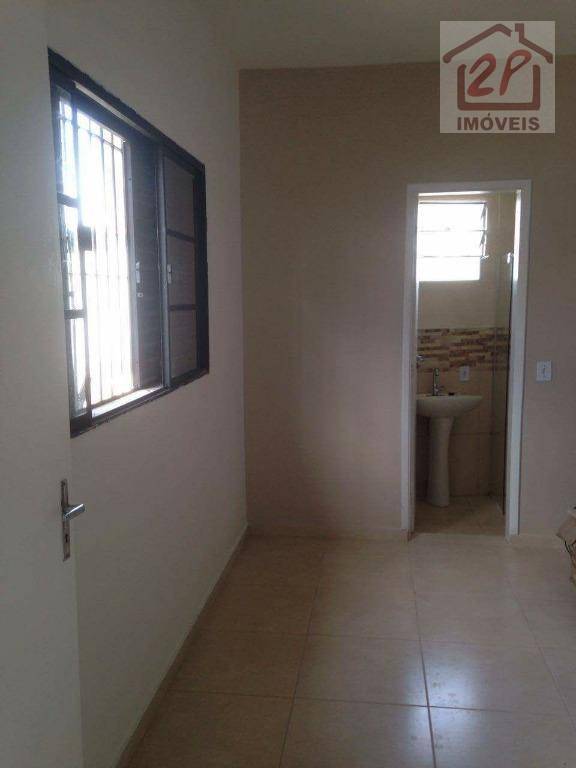 Casa à venda com 3 quartos, 120m² - Foto 1