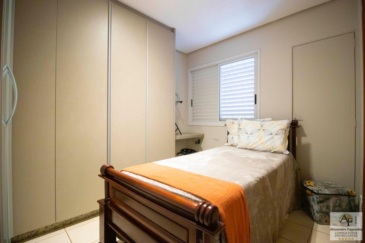 Apartamento à venda com 3 quartos, 105m² - Foto 15