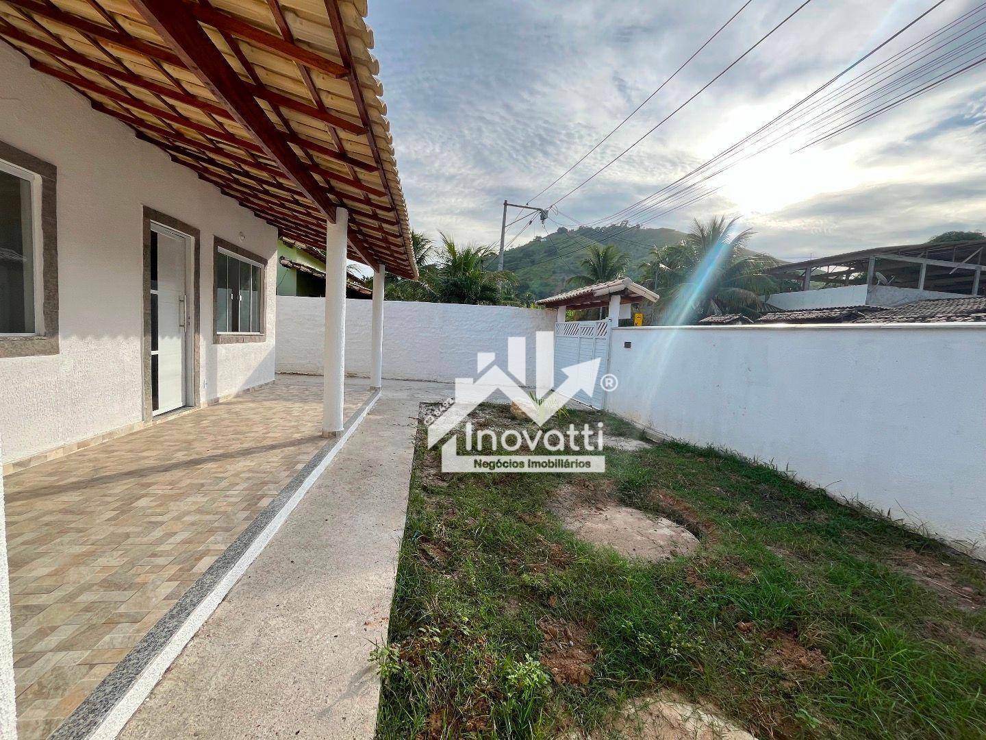 Casa à venda com 2 quartos, 97m² - Foto 2