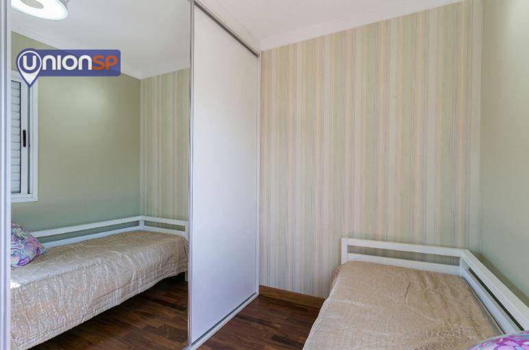 Apartamento à venda com 2 quartos, 70m² - Foto 7