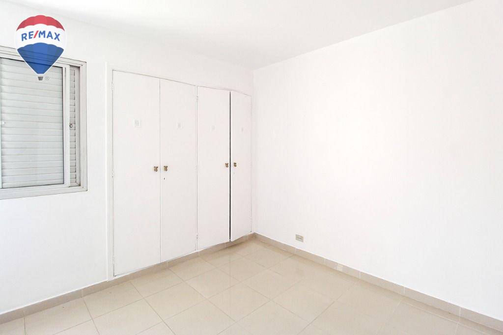 Apartamento para alugar com 2 quartos, 80m² - Foto 11