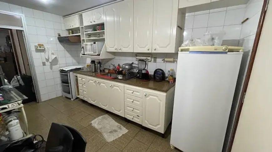 Apartamento à venda com 3 quartos, 107m² - Foto 5