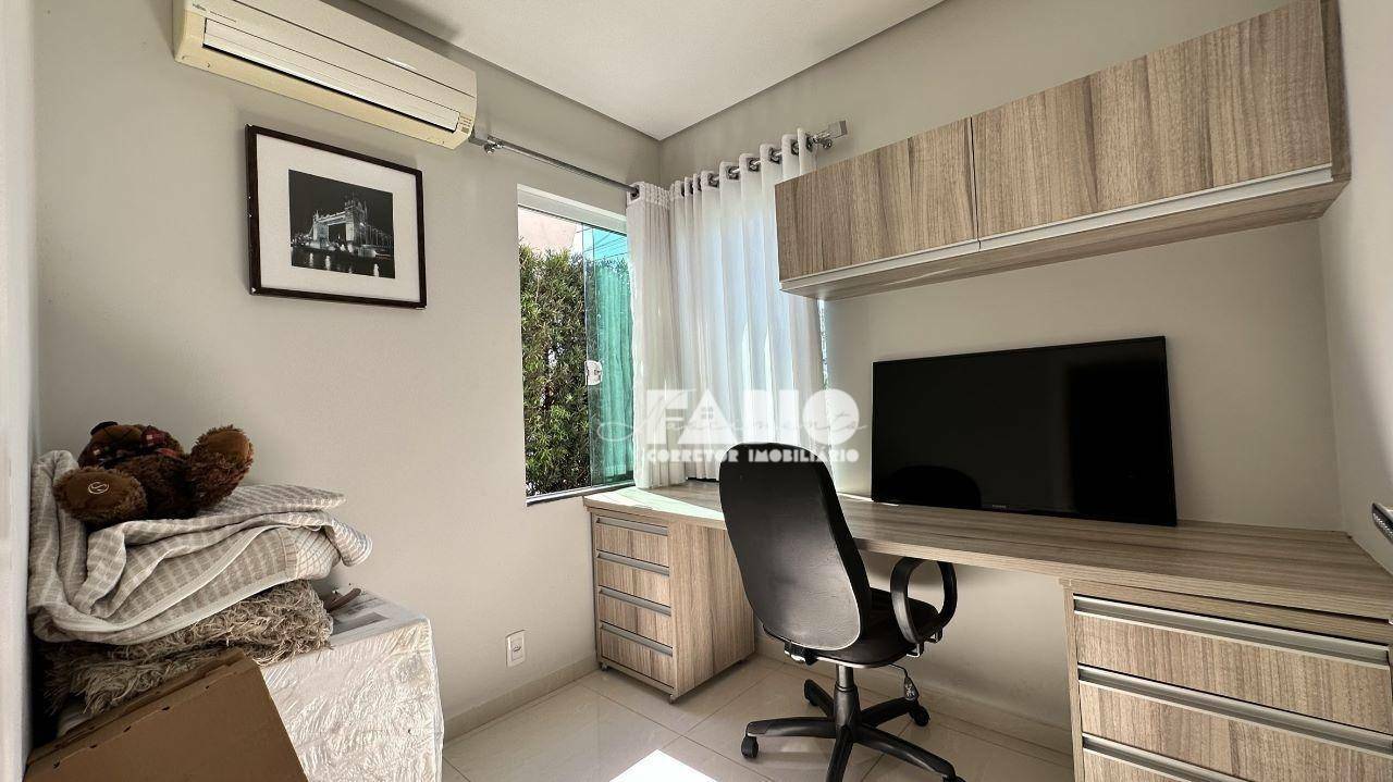 Casa de Condomínio à venda com 4 quartos, 310m² - Foto 7