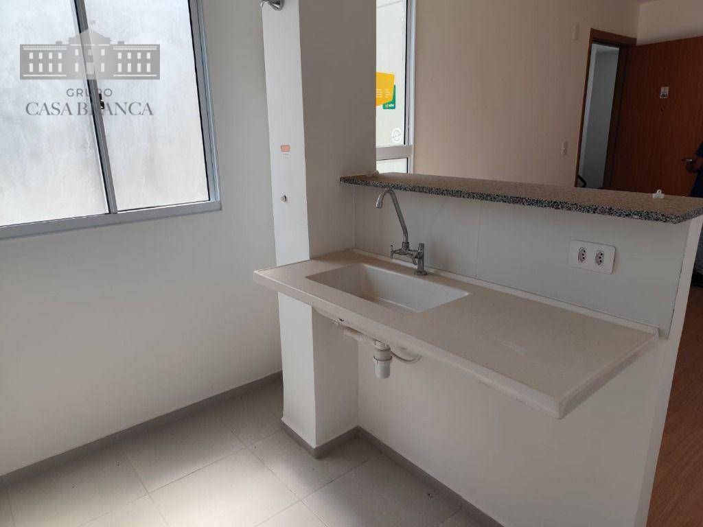 Apartamento à venda com 2 quartos, 39m² - Foto 10