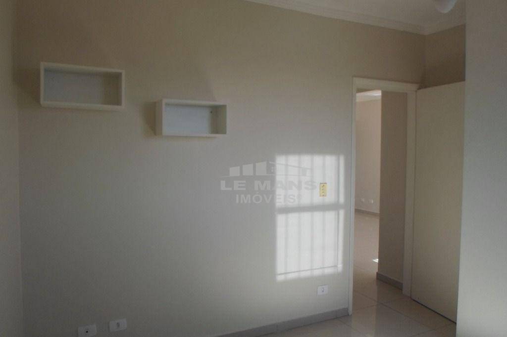 Apartamento à venda com 2 quartos, 76m² - Foto 11