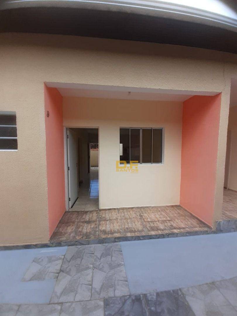 Casa à venda com 2 quartos, 70m² - Foto 6