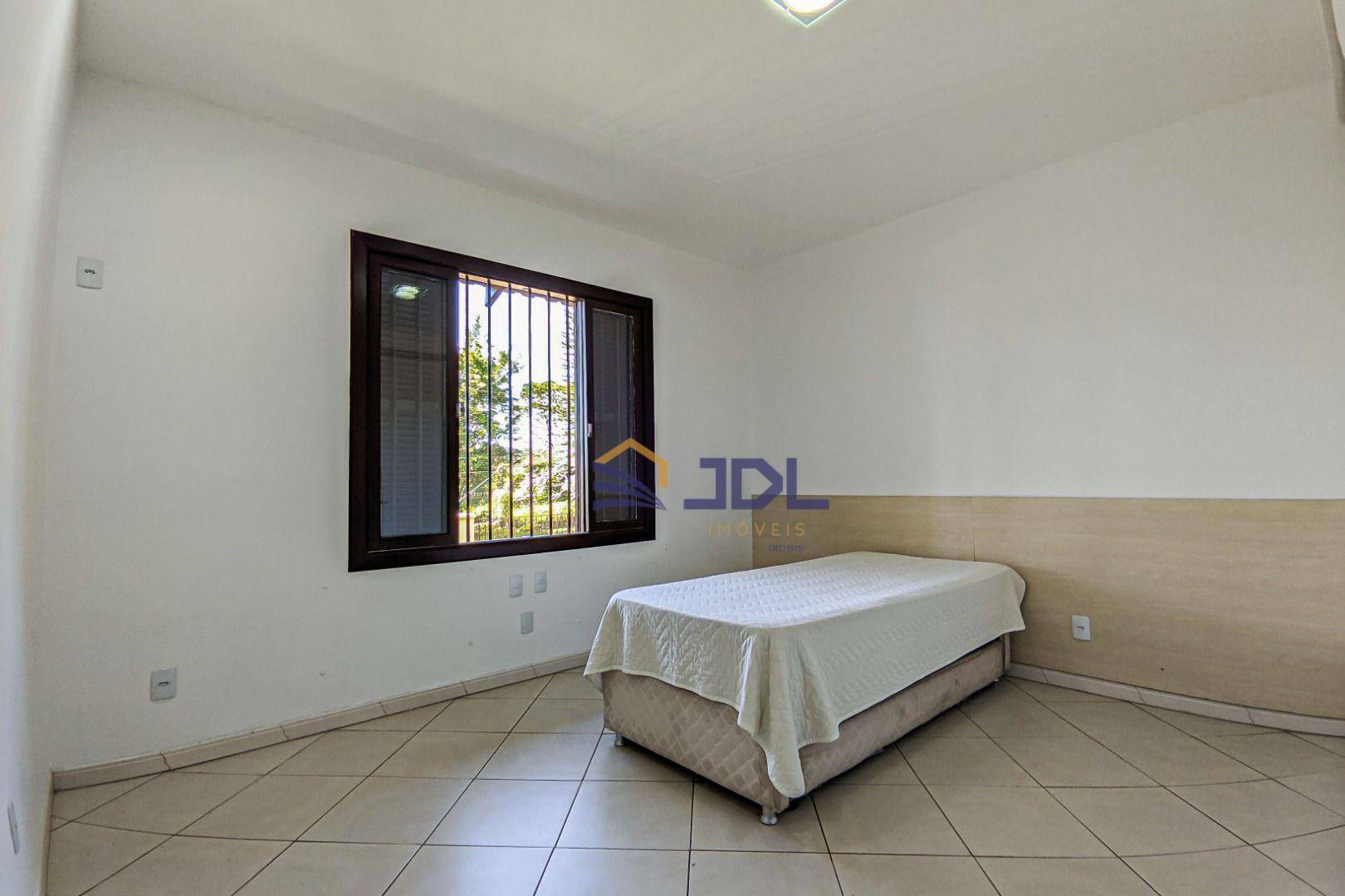 Casa de Condomínio à venda com 5 quartos, 420m² - Foto 18