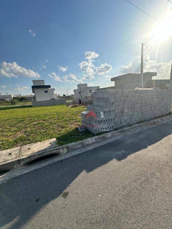 Loteamento e Condomínio, 250 m² - Foto 1