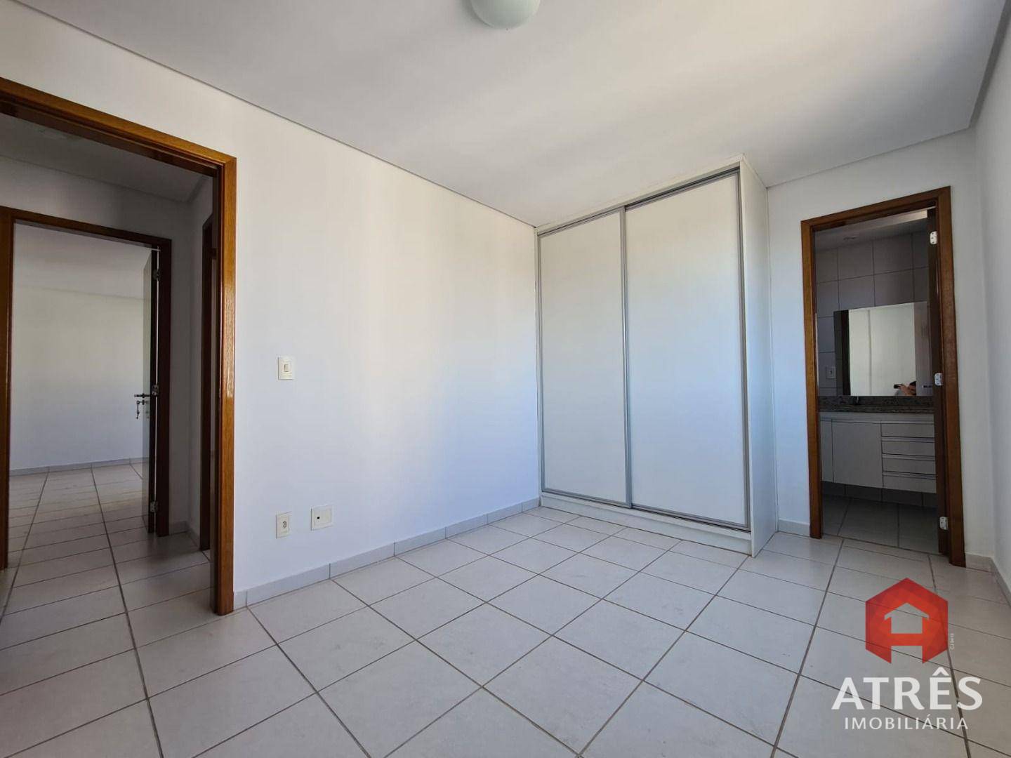 Apartamento para alugar com 2 quartos, 72m² - Foto 3