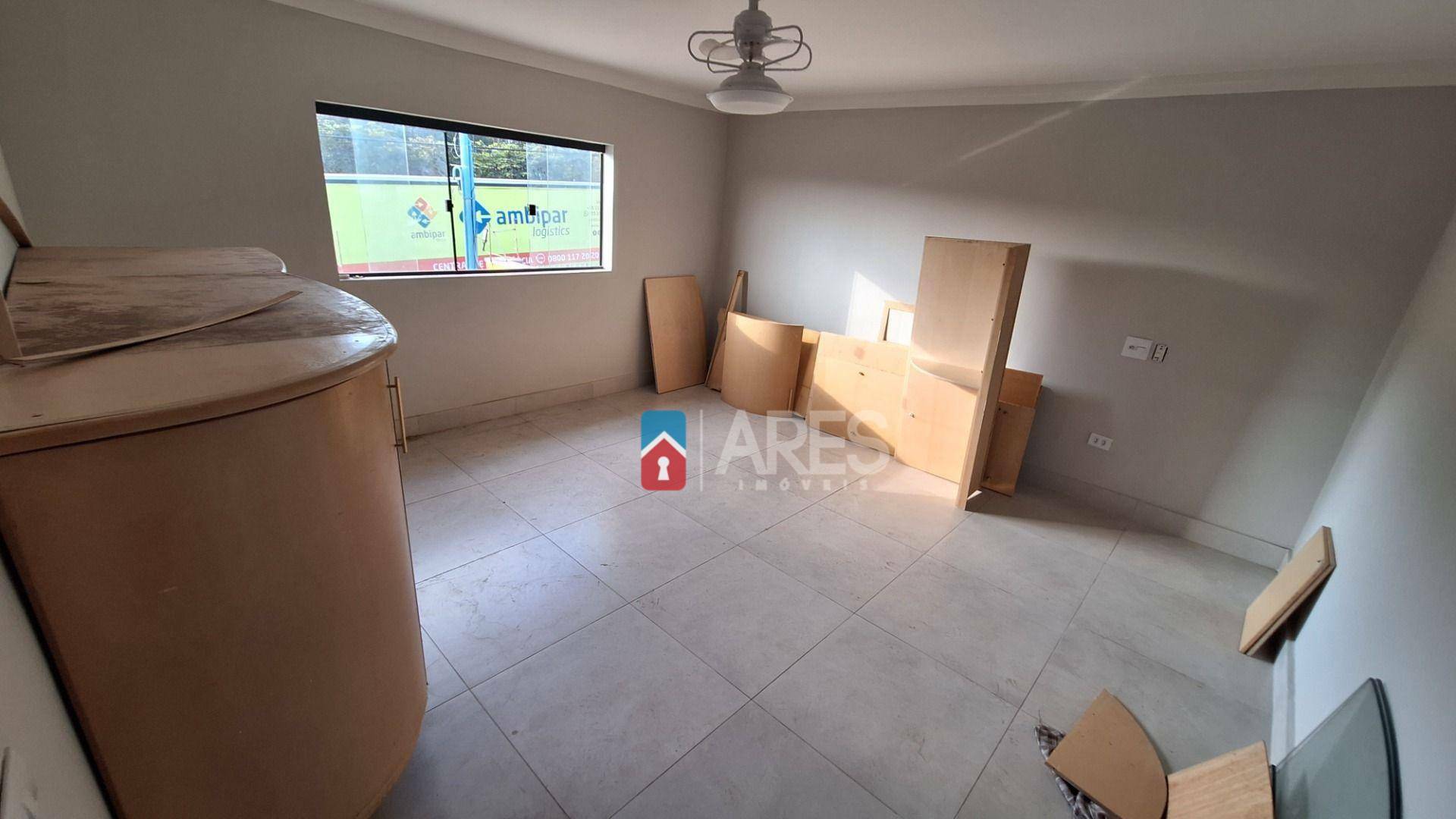 Casa para alugar com 2 quartos, 125m² - Foto 9