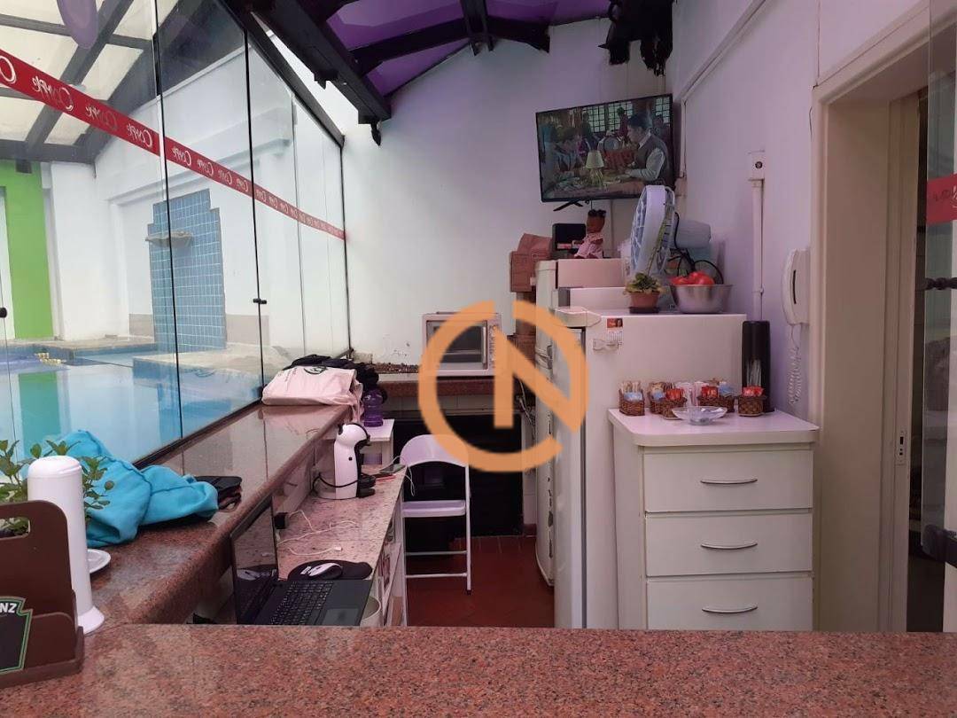 Apartamento para alugar com 1 quarto, 43m² - Foto 10