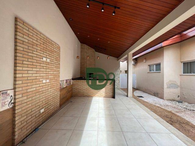 Casa à venda com 3 quartos, 220m² - Foto 43