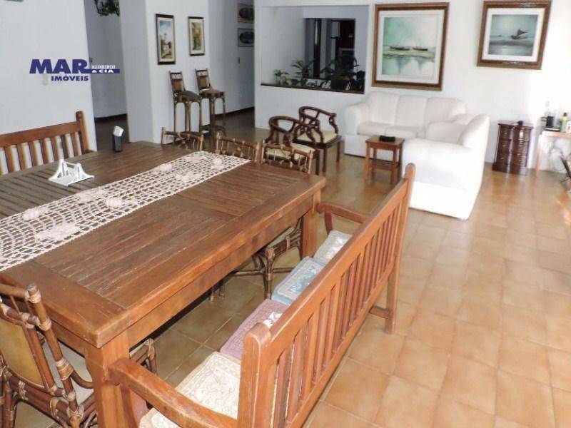 Casa à venda com 10 quartos, 650m² - Foto 15