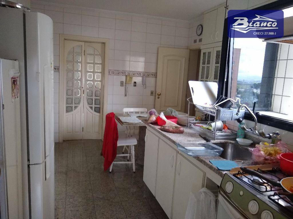 Apartamento à venda com 4 quartos, 168m² - Foto 23