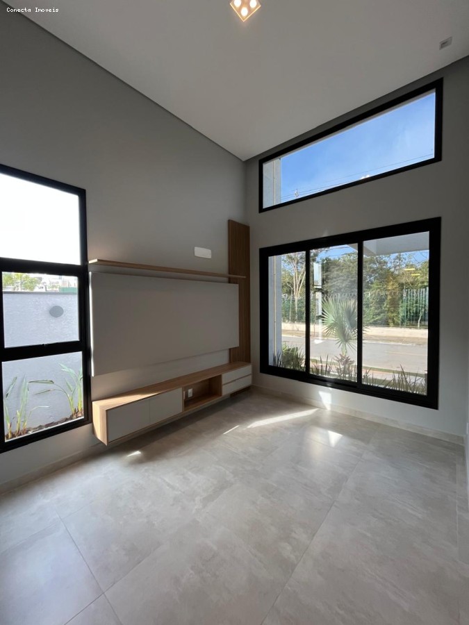Casa de Condomínio à venda com 3 quartos, 181m² - Foto 4
