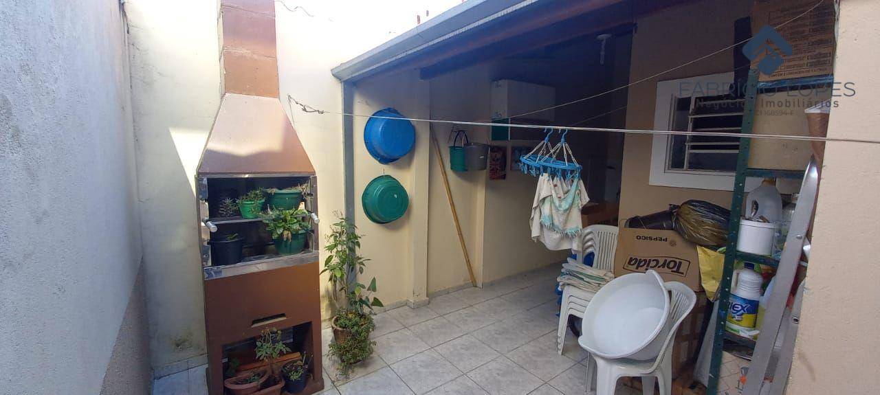 Casa à venda com 3 quartos, 150m² - Foto 12