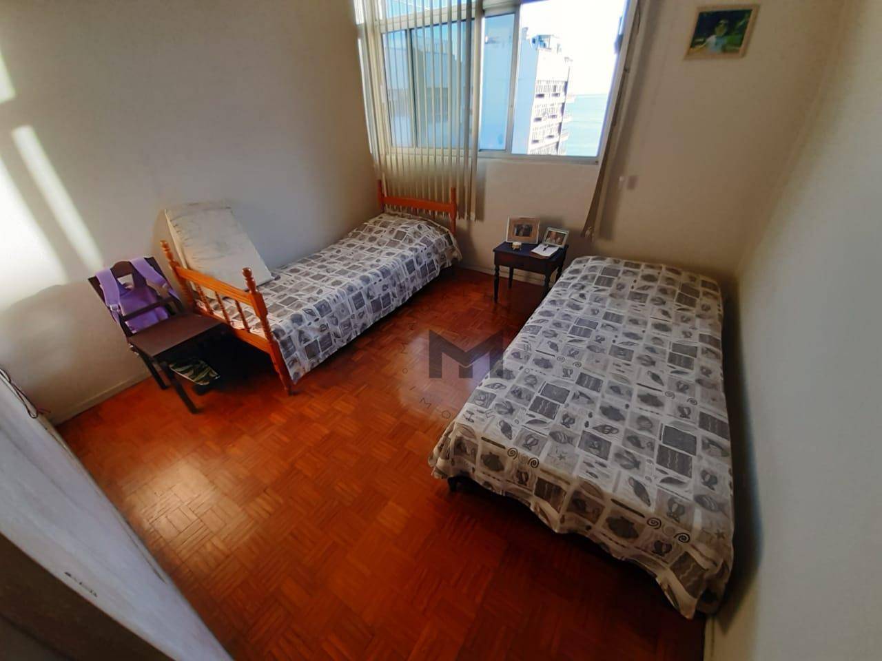 Apartamento à venda com 3 quartos, 186m² - Foto 25