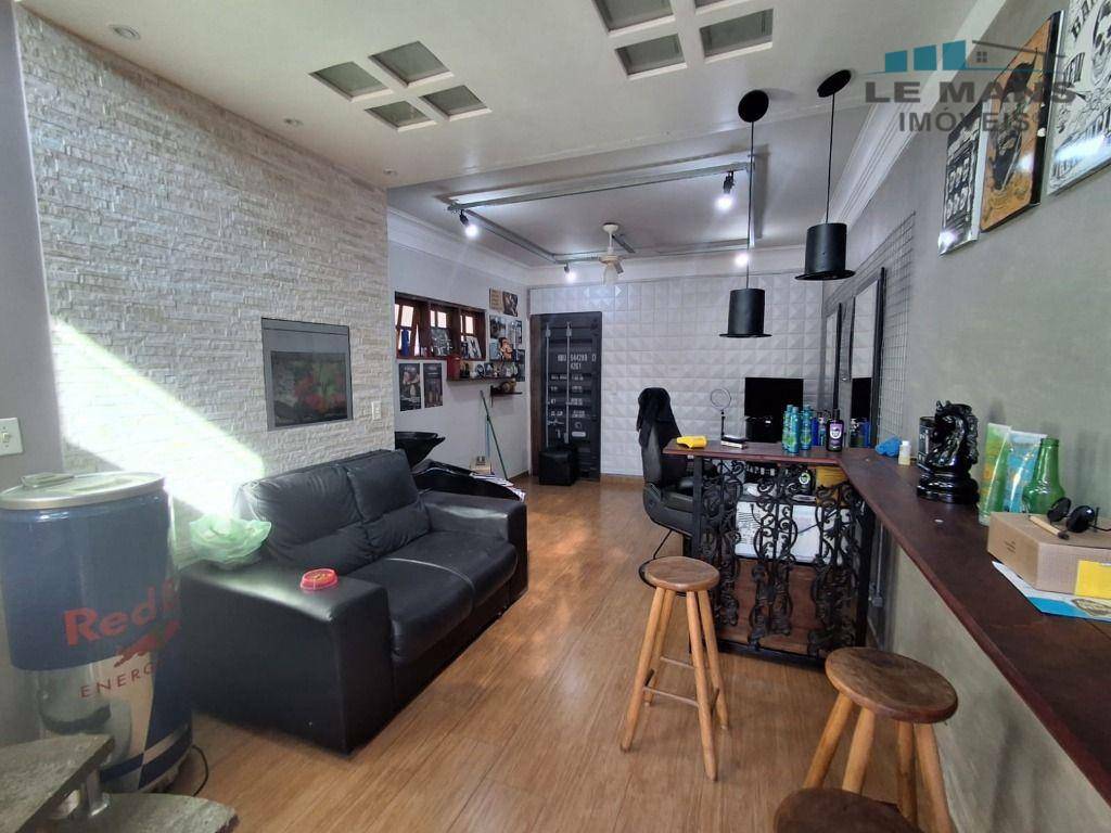 Casa à venda com 3 quartos, 200m² - Foto 5