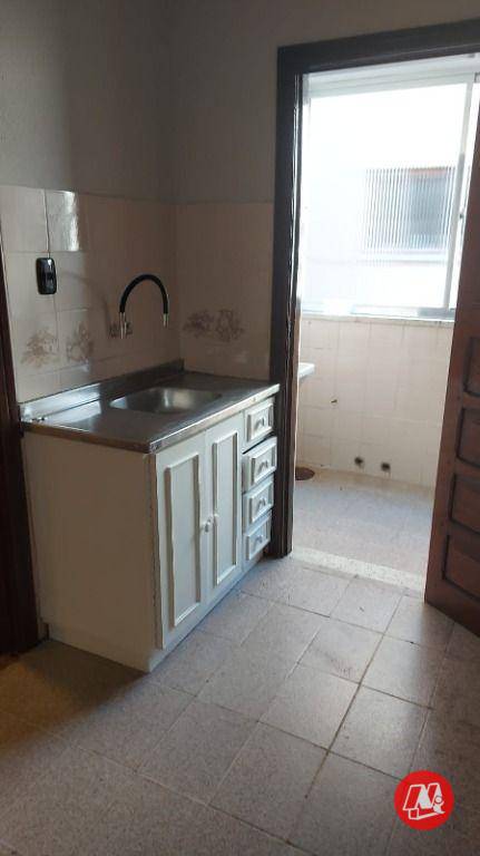 Apartamento à venda com 1 quarto, 41m² - Foto 8