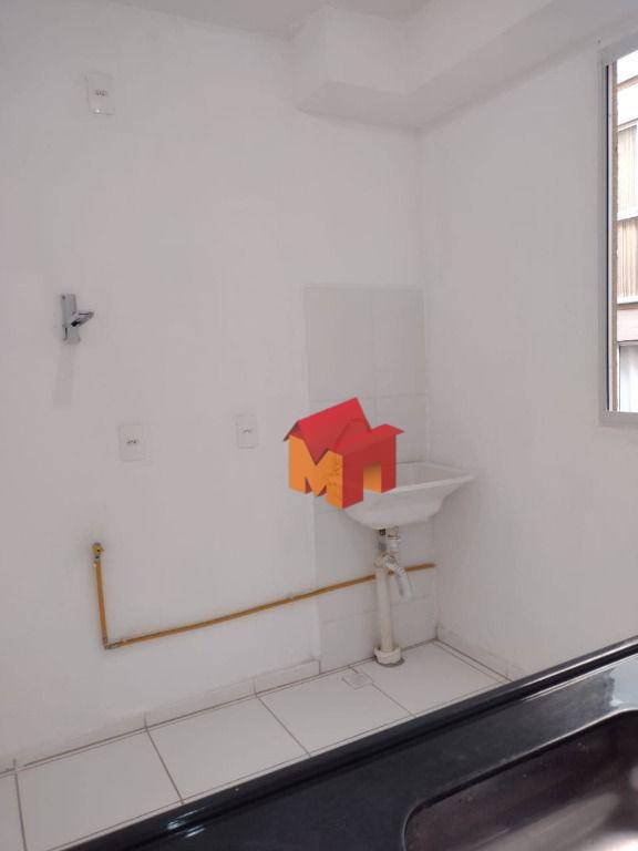 Apartamento à venda com 2 quartos, 39m² - Foto 13