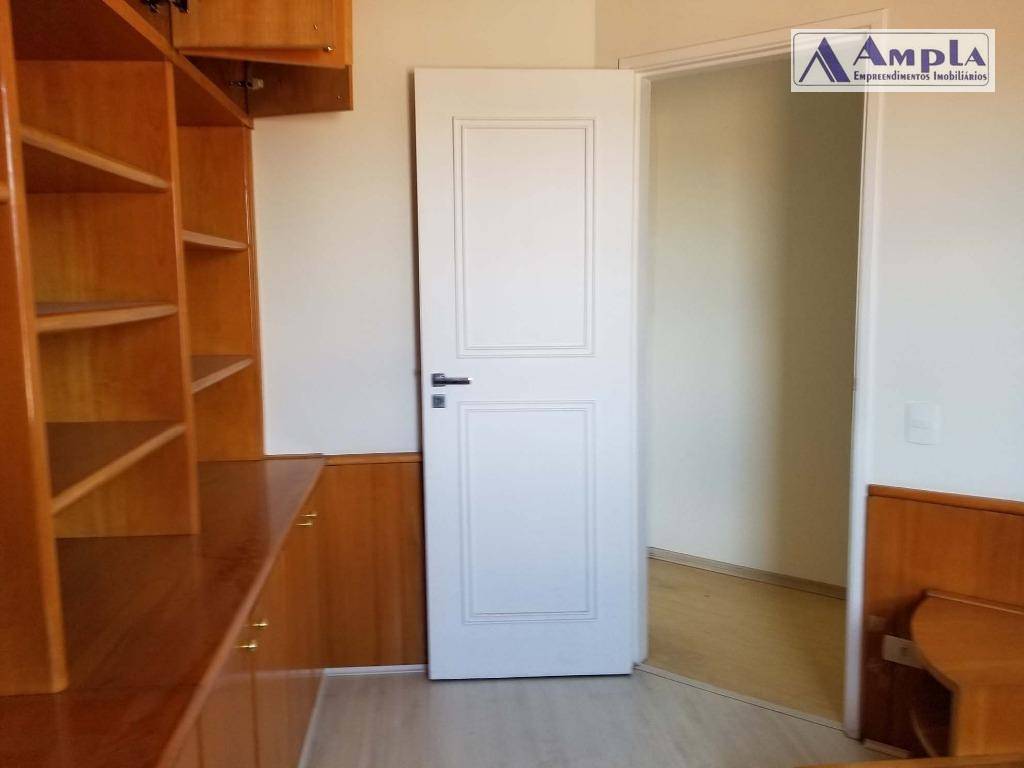 Apartamento para alugar com 3 quartos, 100m² - Foto 9