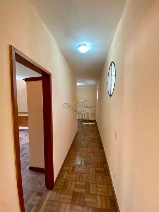 Casa à venda com 3 quartos, 900m² - Foto 13