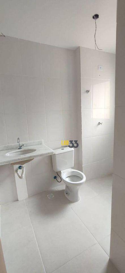 Apartamento à venda com 2 quartos, 75m² - Foto 11