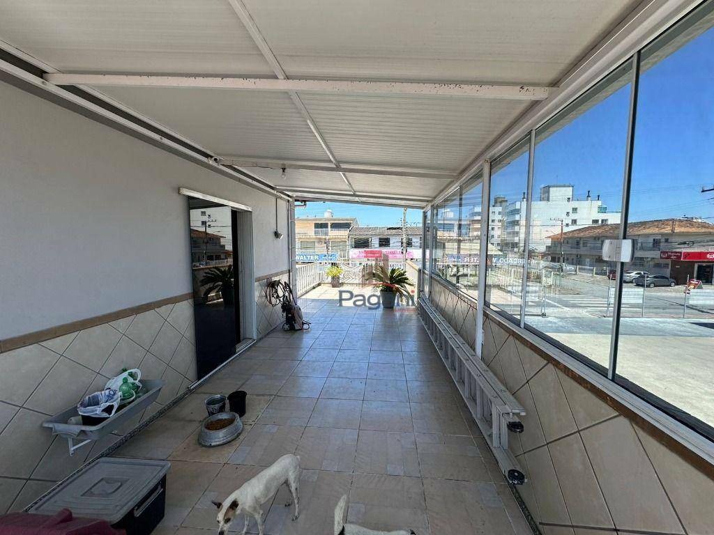 Casa à venda com 4 quartos, 180m² - Foto 33