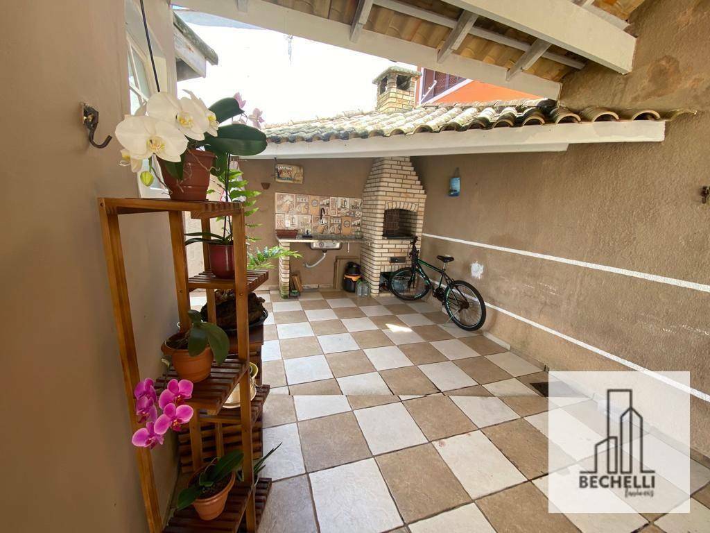 Casa à venda com 3 quartos, 109m² - Foto 14