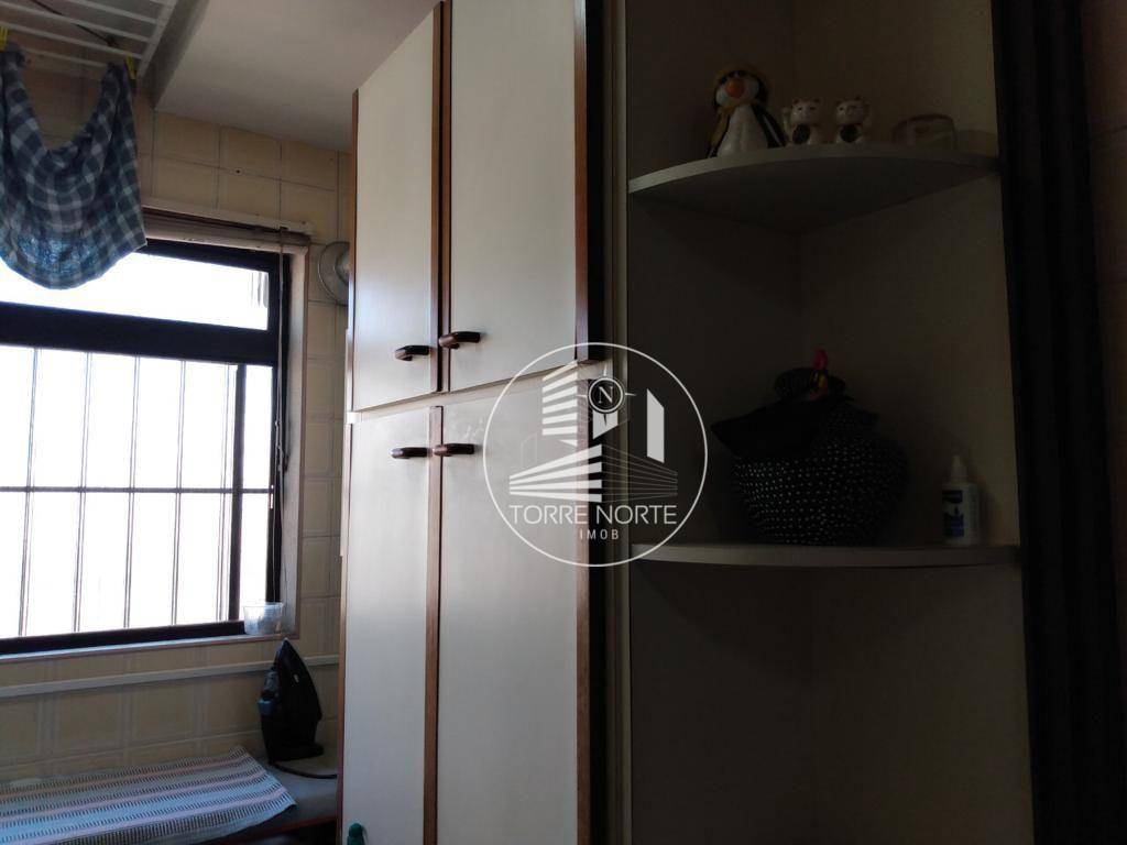 Apartamento à venda com 2 quartos, 43m² - Foto 8