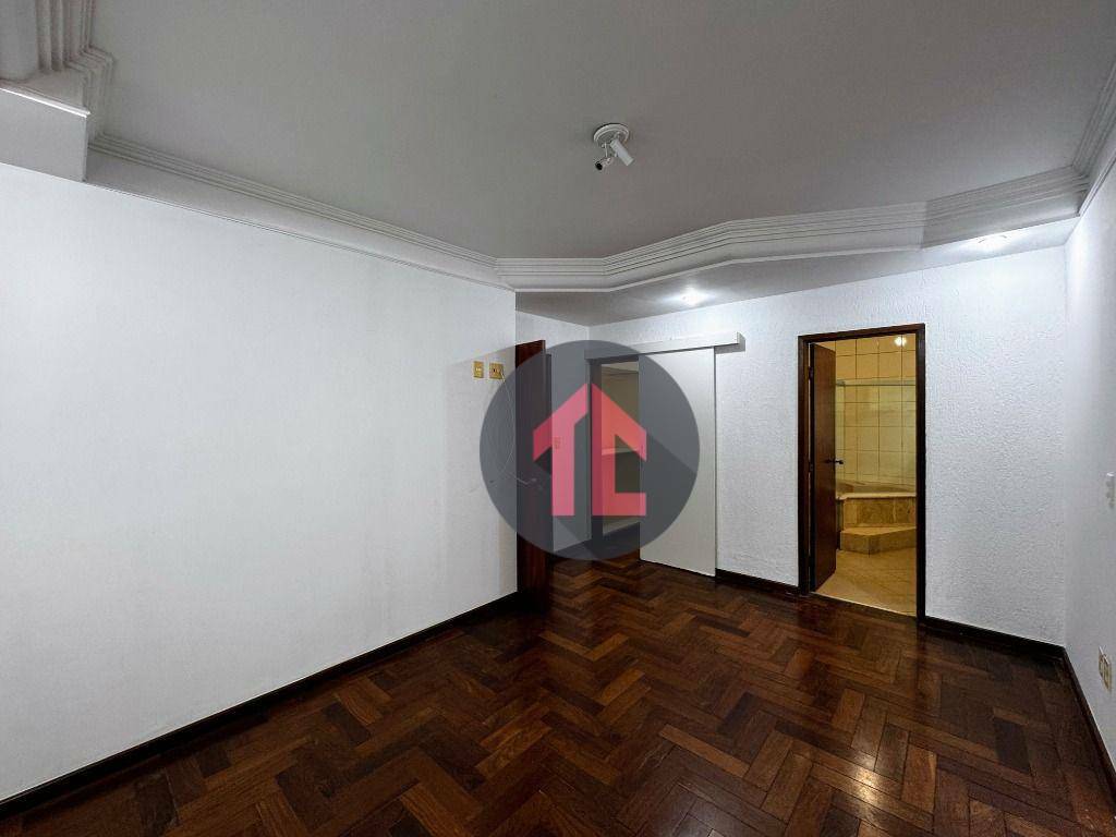 Casa de Condomínio à venda e aluguel com 4 quartos, 321m² - Foto 30