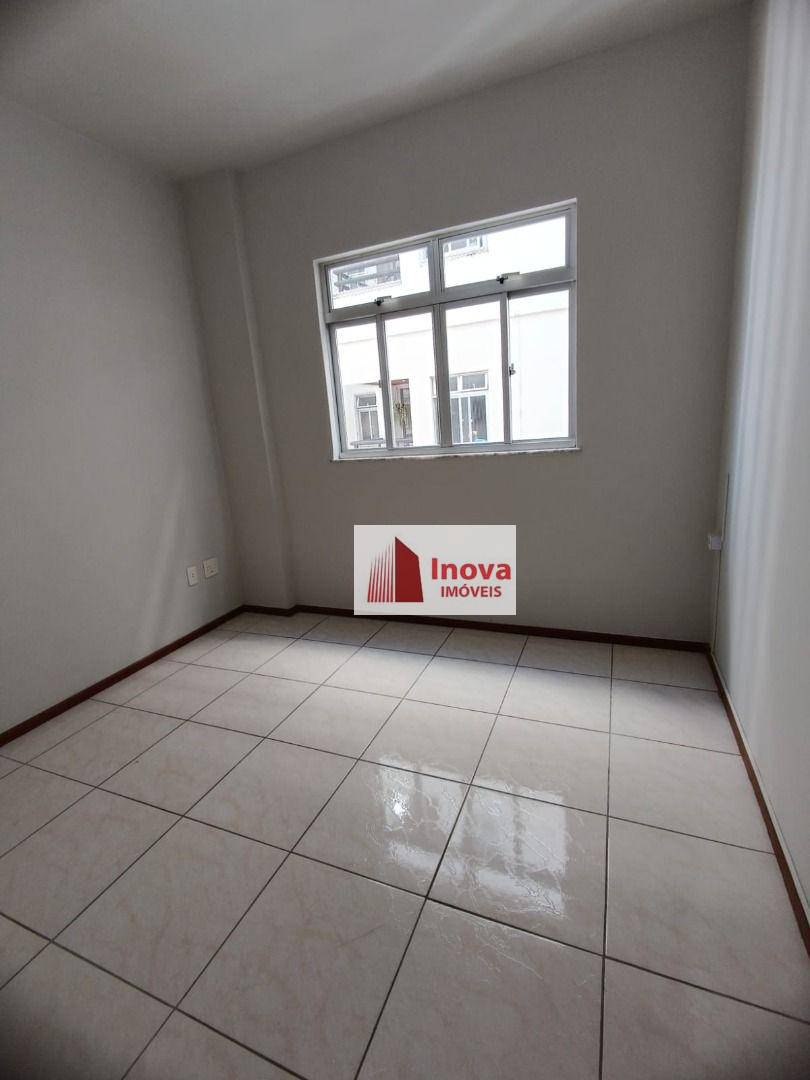 Apartamento para alugar com 3 quartos, 80m² - Foto 7