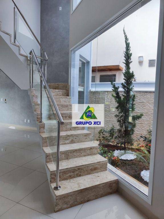 Sobrado à venda com 3 quartos, 255m² - Foto 22