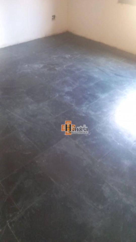 Casa à venda com 3 quartos, 243m² - Foto 14