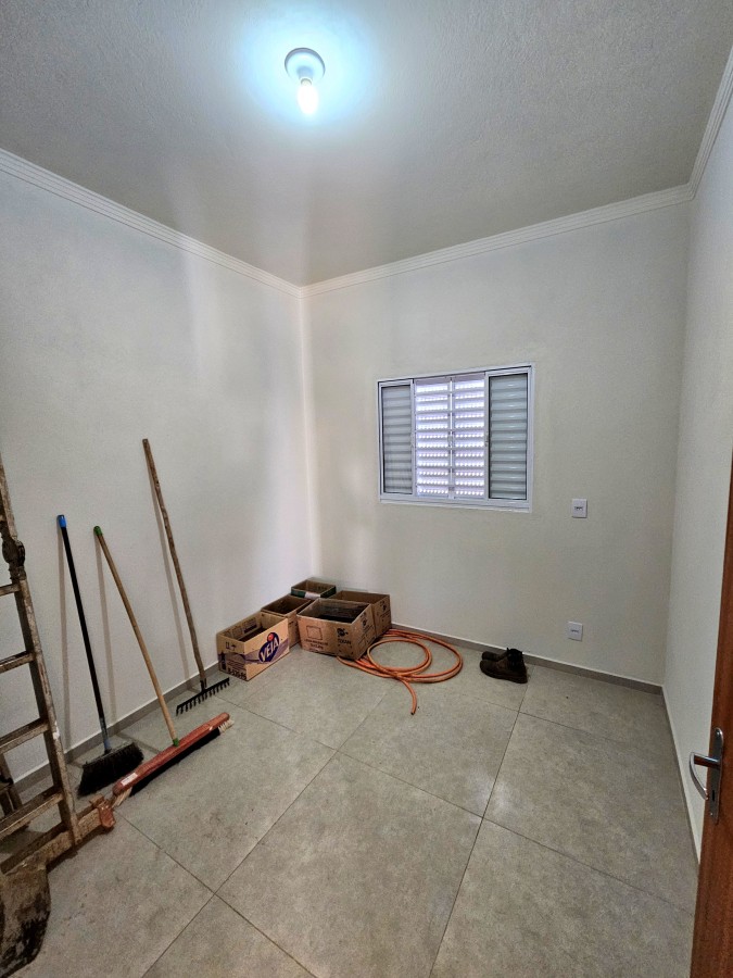 Casa à venda com 2 quartos, 800m² - Foto 4