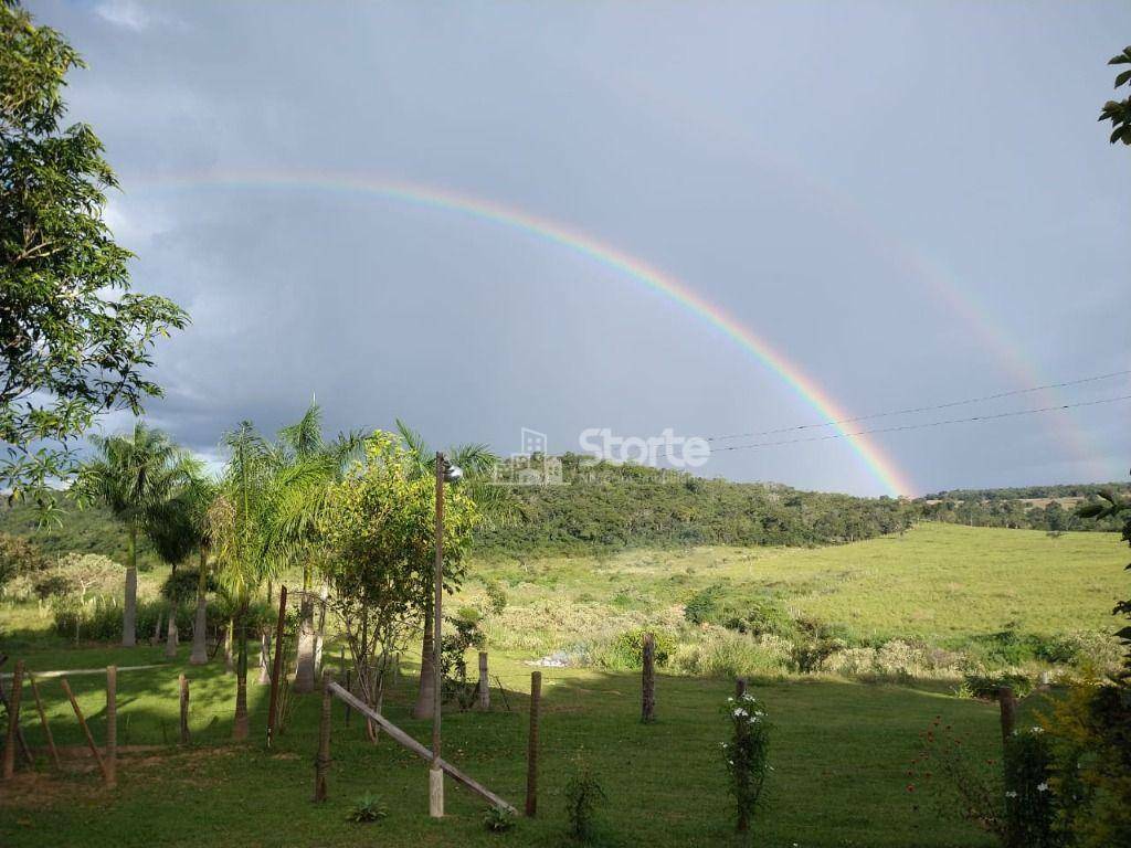 Chácara à venda com 5 quartos, 250m² - Foto 5