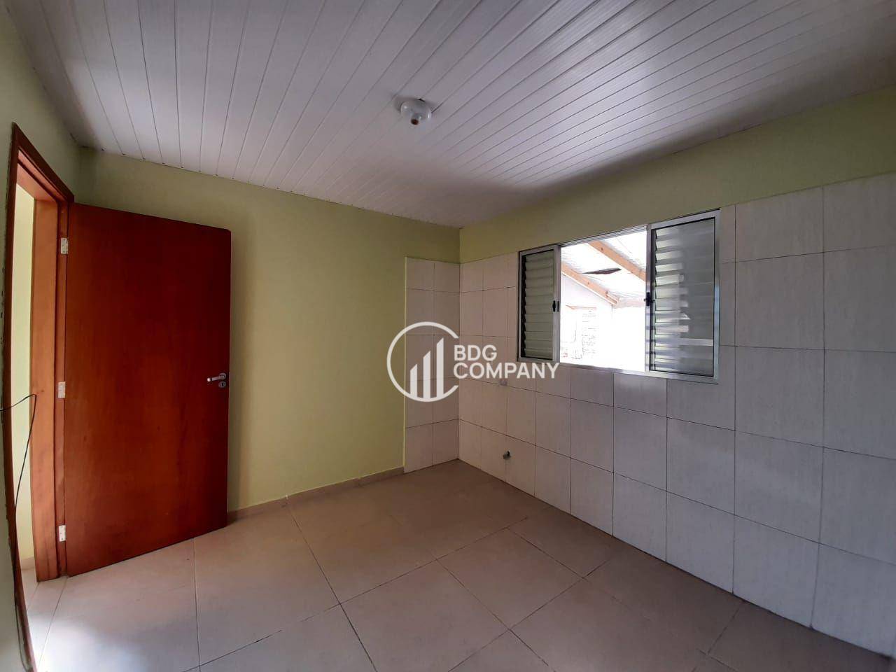 Casa para alugar com 1 quarto, 70m² - Foto 4