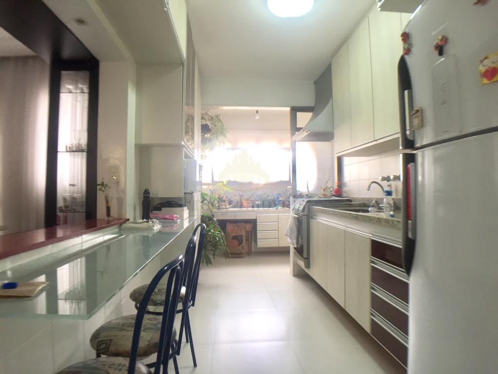 Apartamento à venda com 3 quartos, 96m² - Foto 20