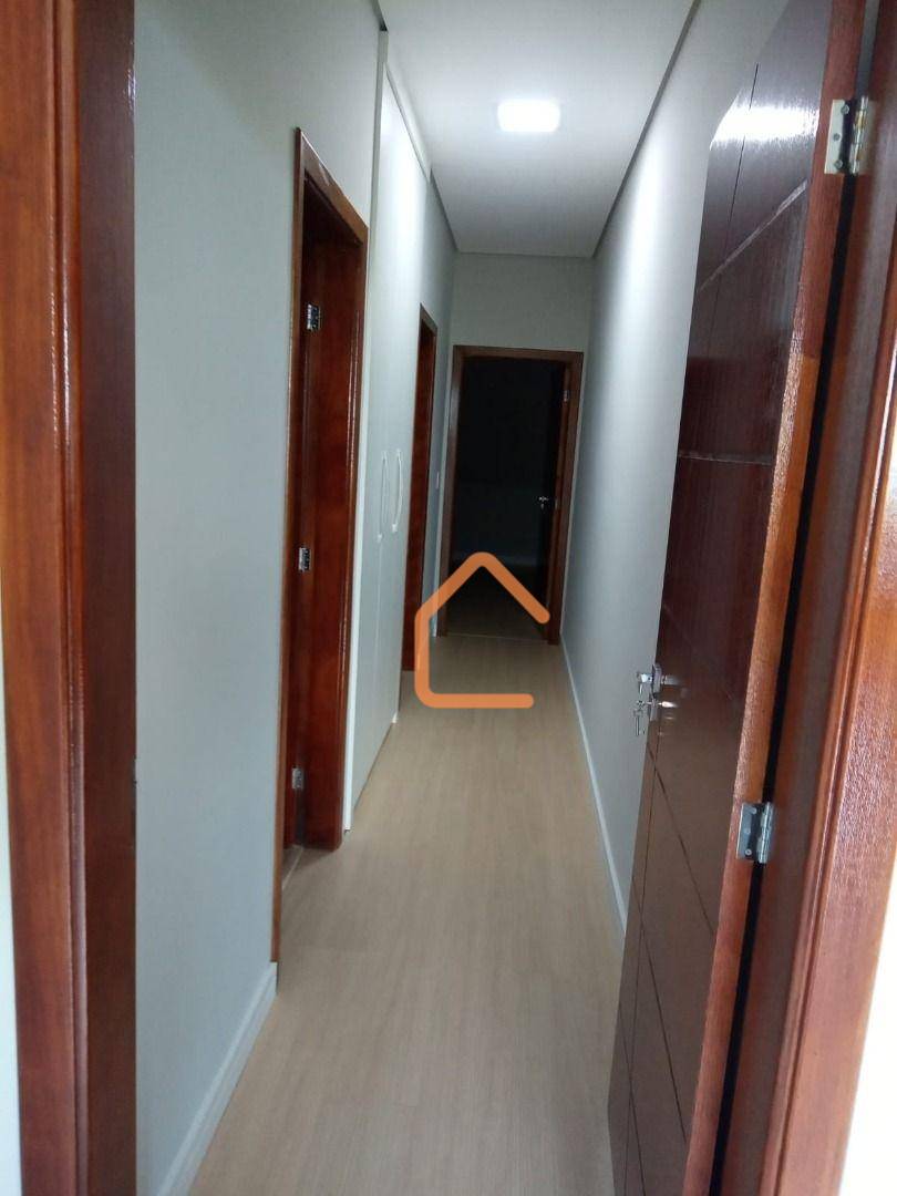 Casa à venda com 3 quartos, 202m² - Foto 31