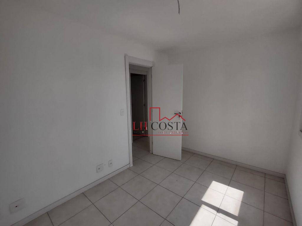 Apartamento à venda com 3 quartos, 75m² - Foto 11