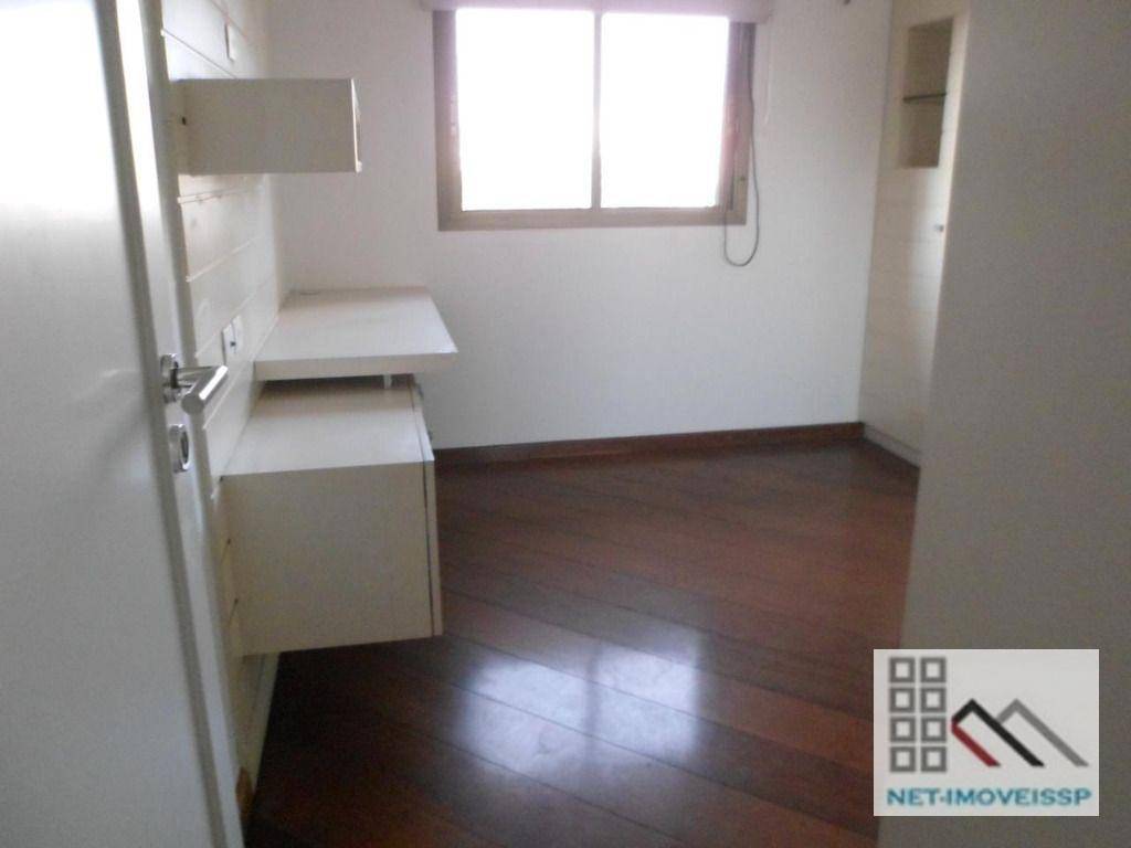 Apartamento à venda com 4 quartos, 224m² - Foto 16