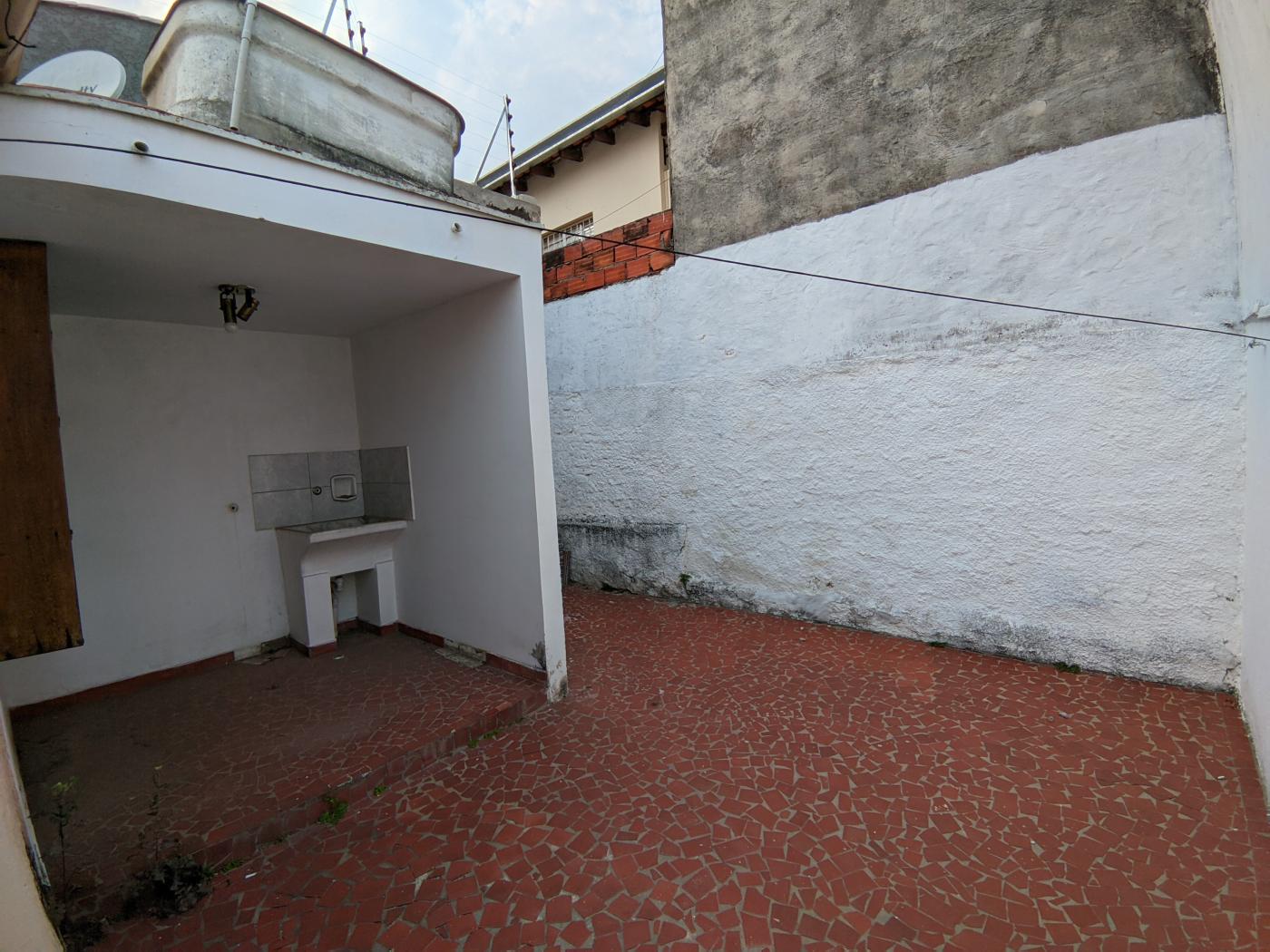 Casa à venda com 2 quartos, 65m² - Foto 6